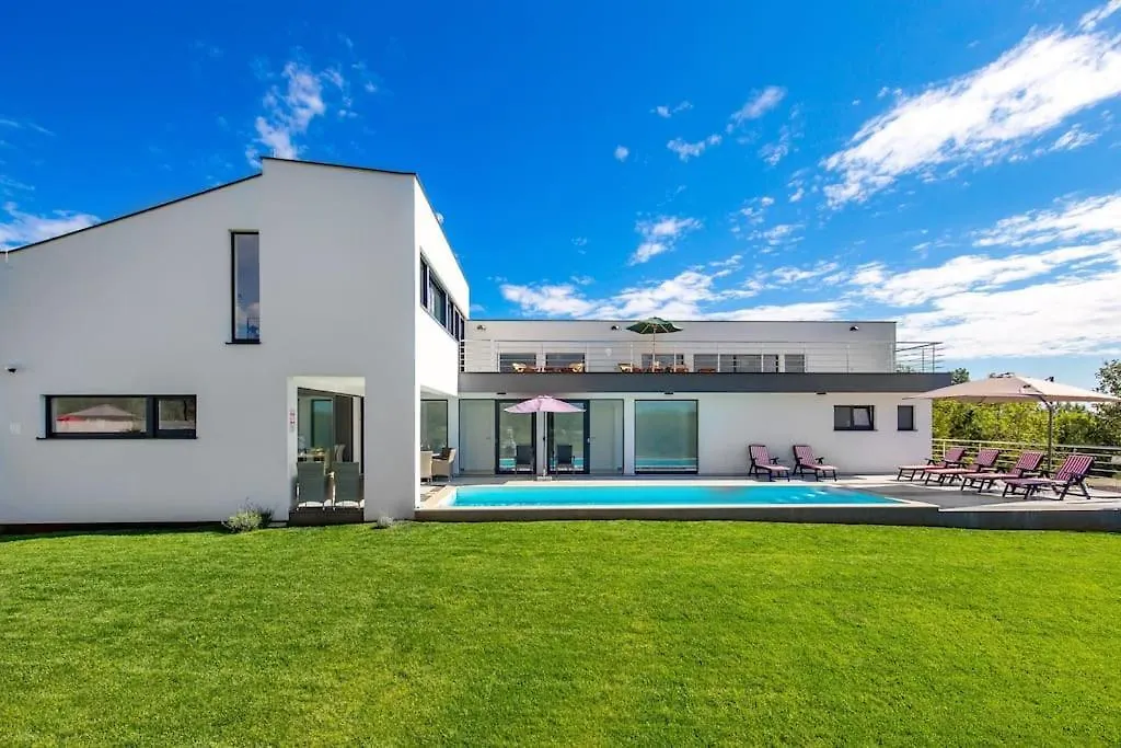 Villa Elsa With Private Pool Overlooking Private Olive Grove كرينكا