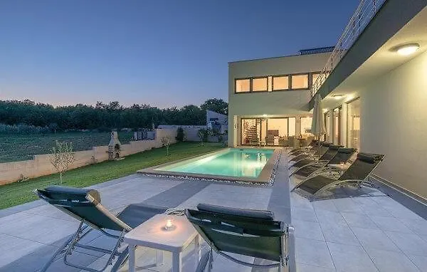 Villa Elsa With Private Pool Overlooking Private Olive Grove كرينكا كرواتيا