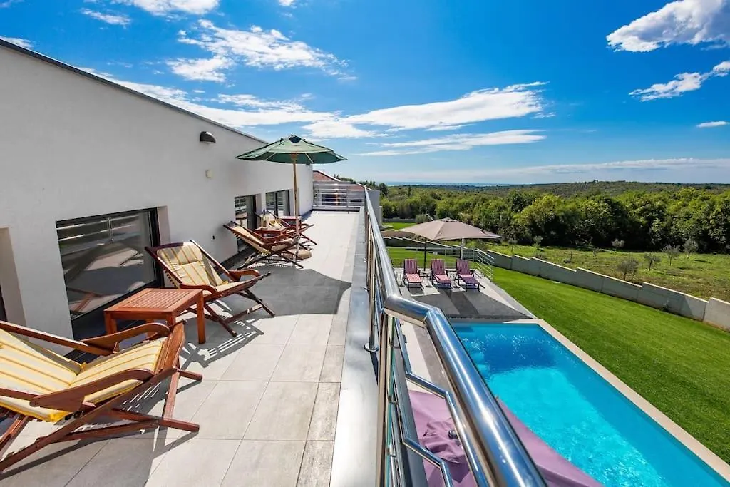 Villa Elsa With Private Pool Overlooking Private Olive Grove كرينكا كرواتيا